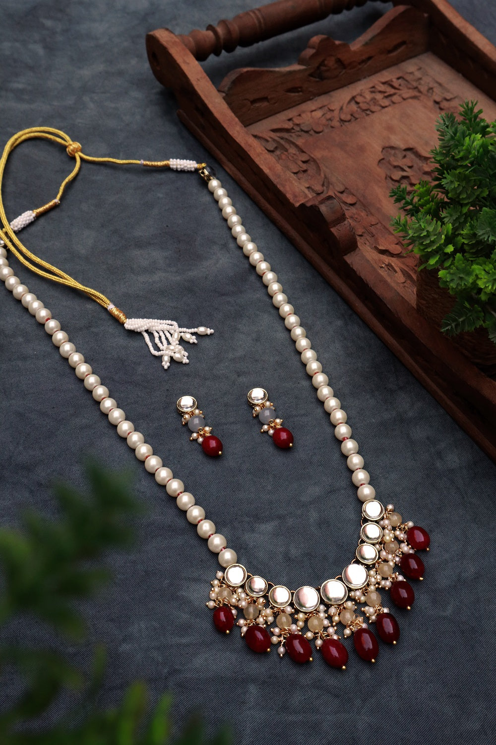 Red Beads and Kundan Long Necklace – PAYA