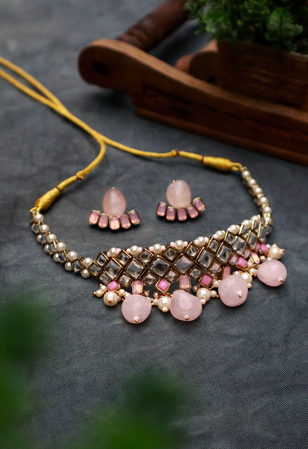 Rose Quartz Kundan and Pearl Choker Necklace Set – PAYA