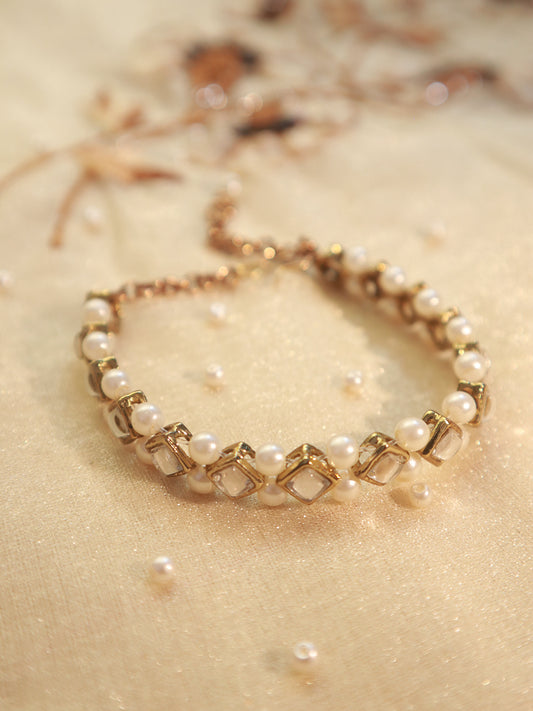KUNDAN SUTRA - Square Kundan Stone and Pearl Bracelet