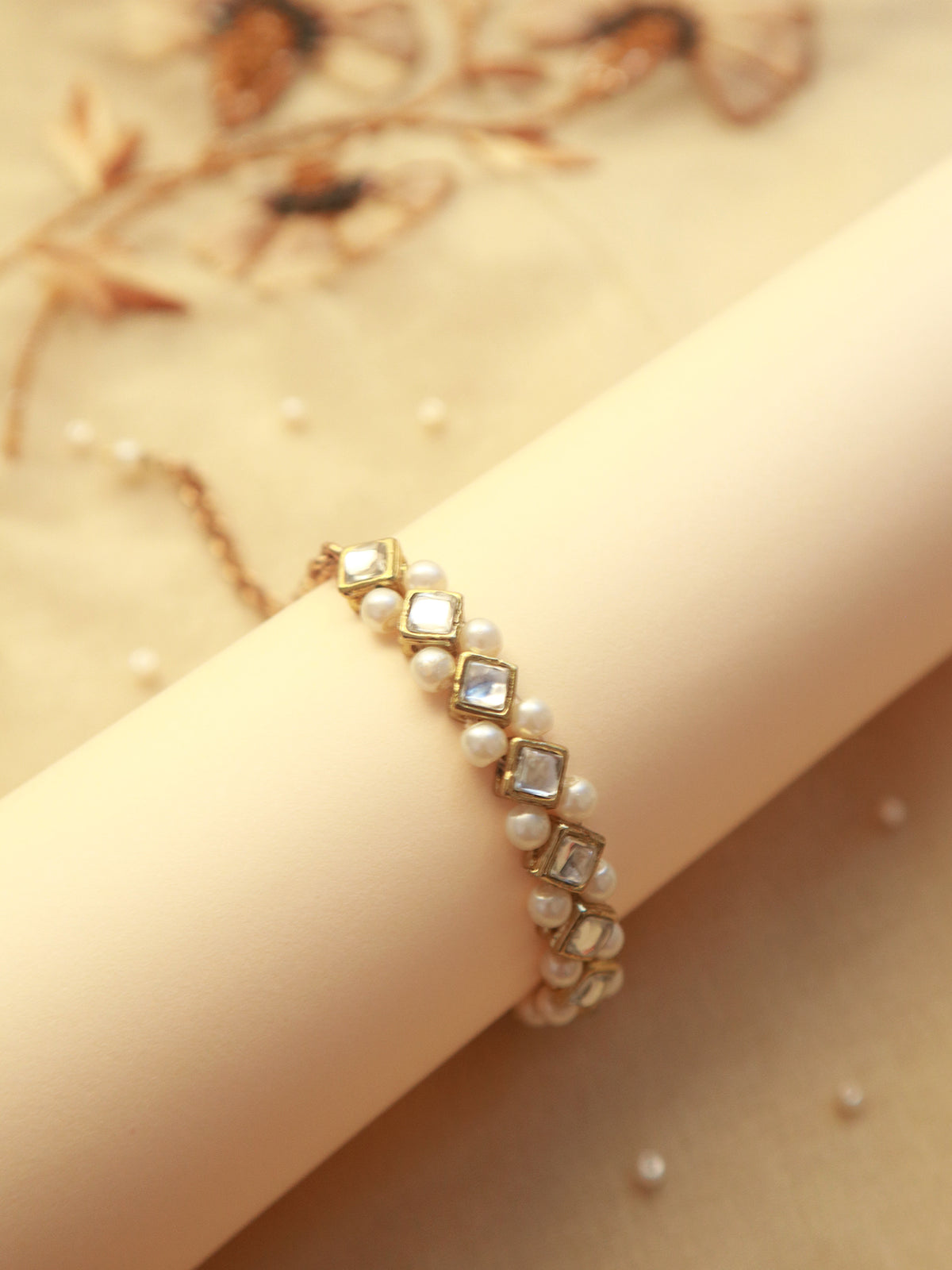 KUNDAN SUTRA - Square Kundan Stone and Pearl Bracelet