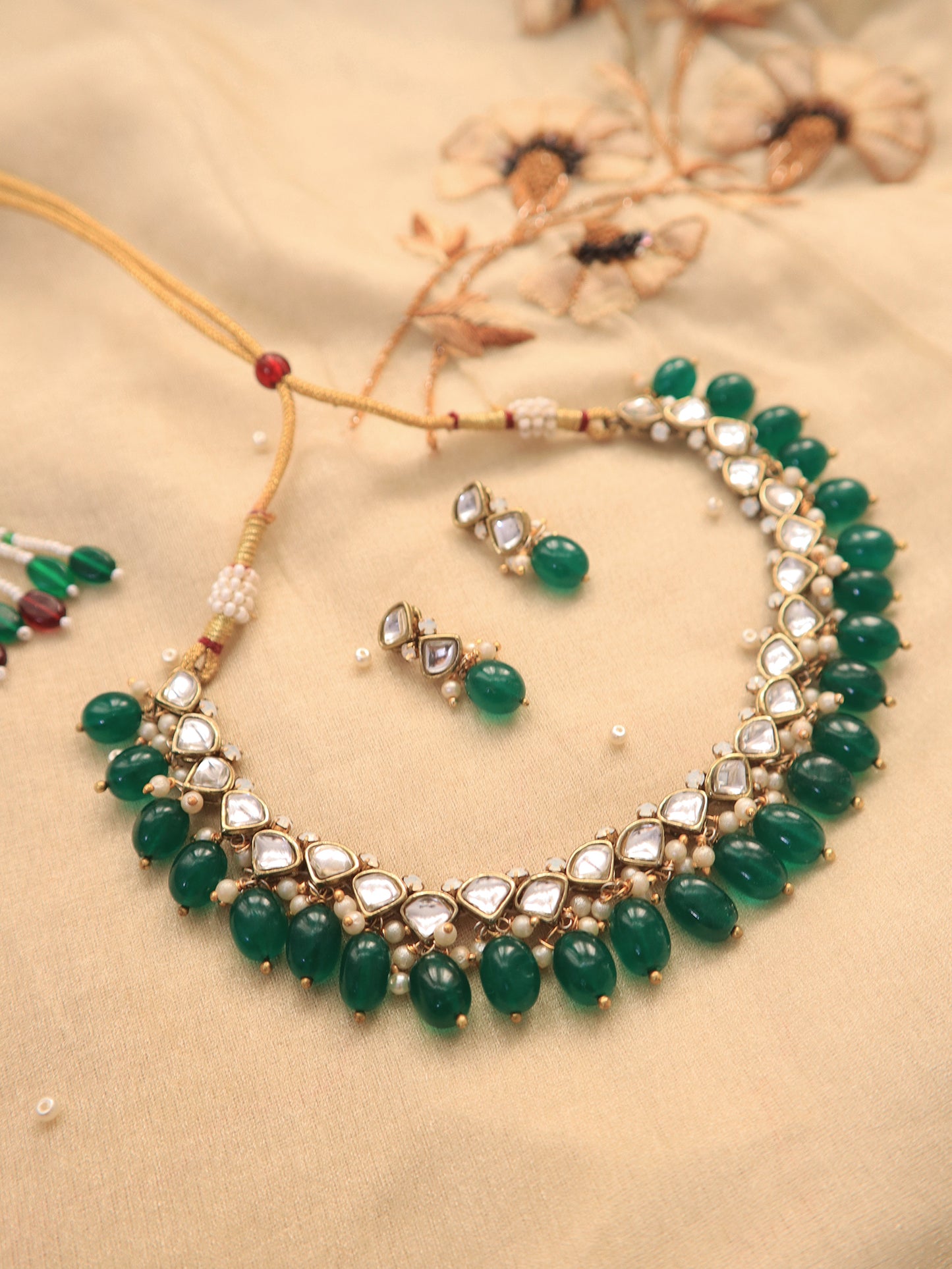 Kundan Linear Choker Set - Green