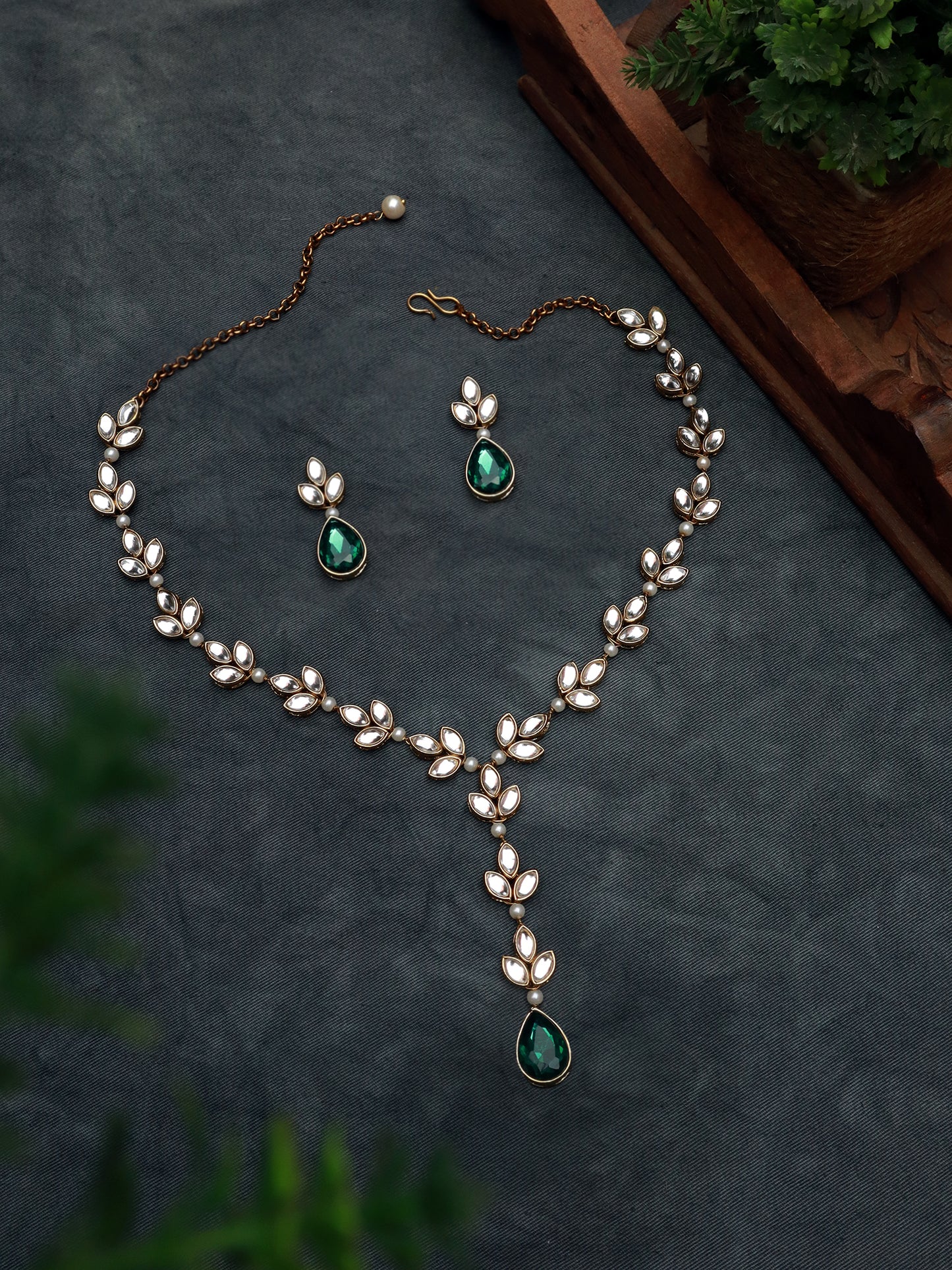 Kundan and Crystal Drop Necklace Set