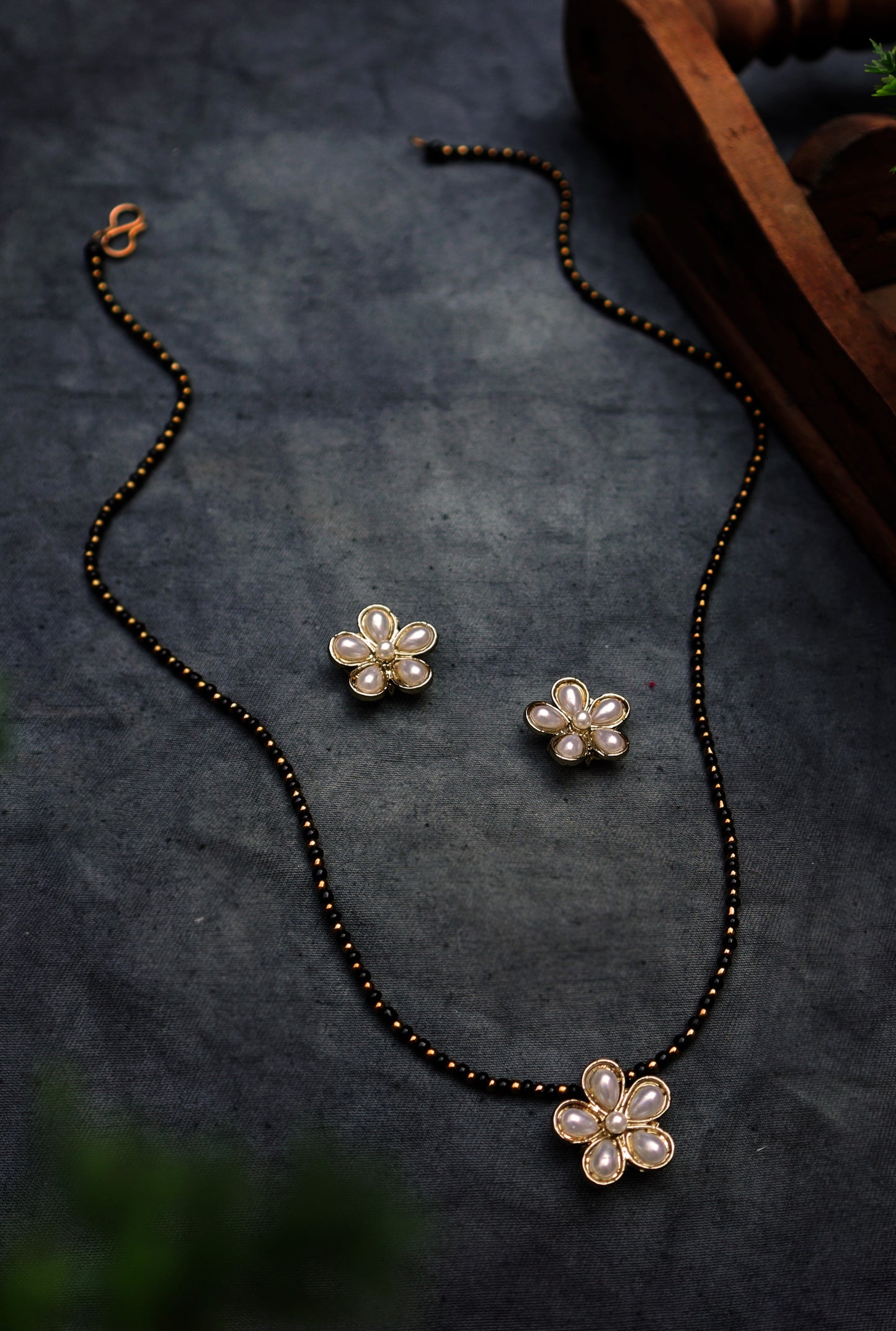 Flower Mangalsutra Necklace Set - Pearl