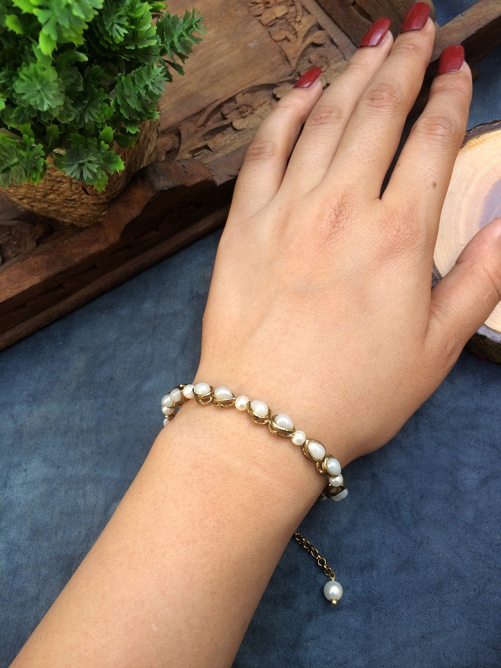 Drop Pearl Bracelet