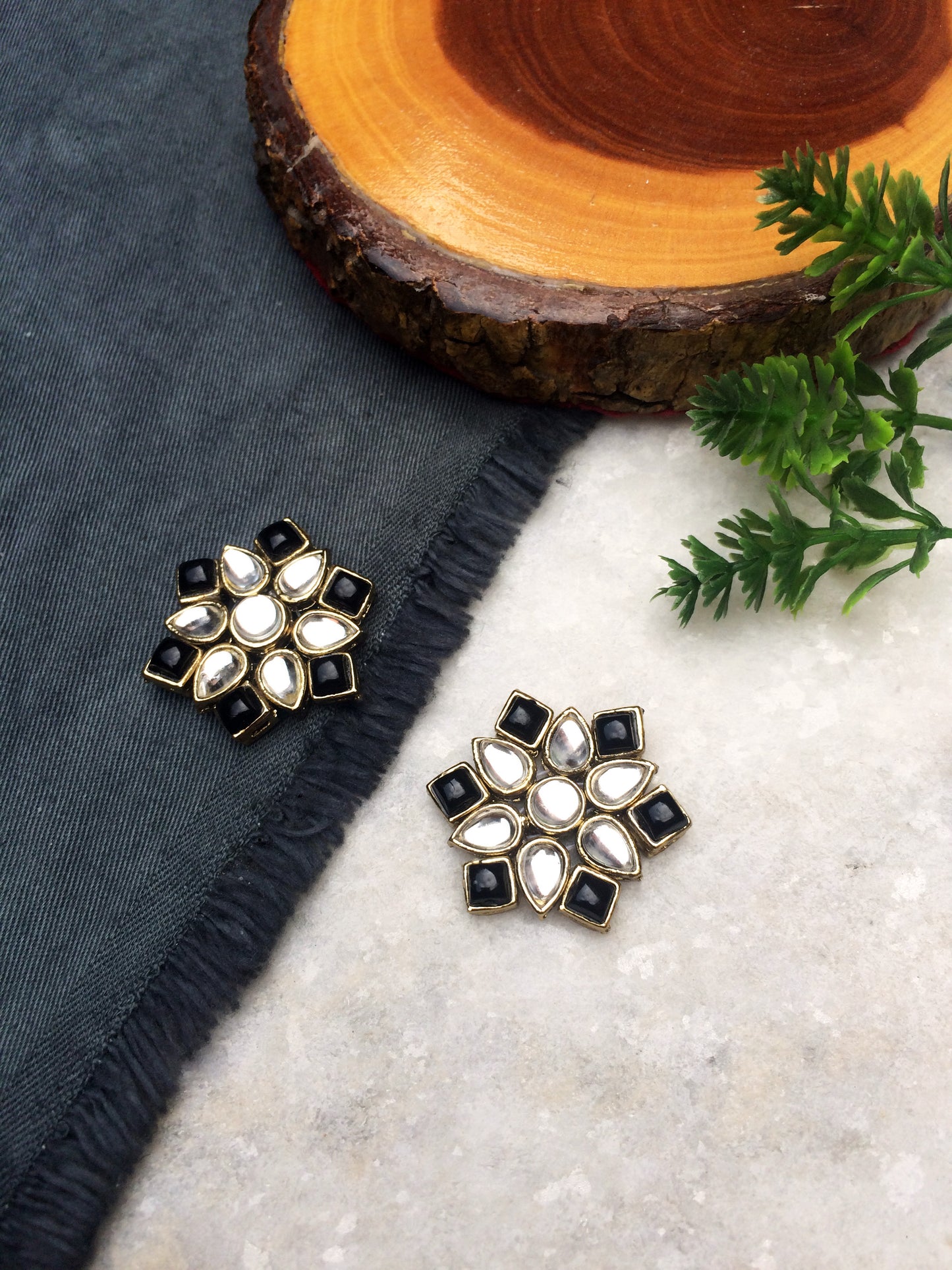 Black Stones and Kundan Small Round Studs