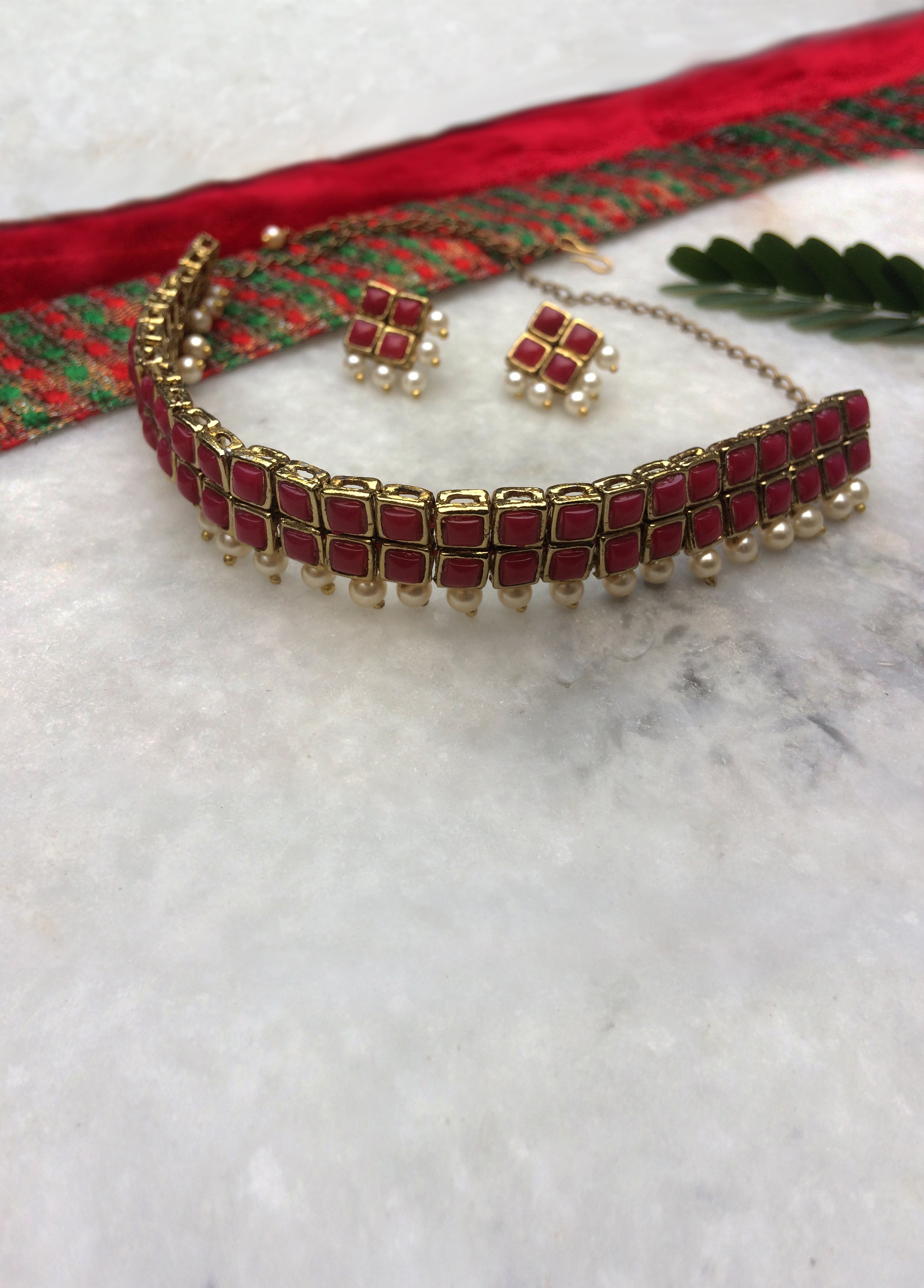 Dusk' Choker (Oxblood) – Darkling Beloved