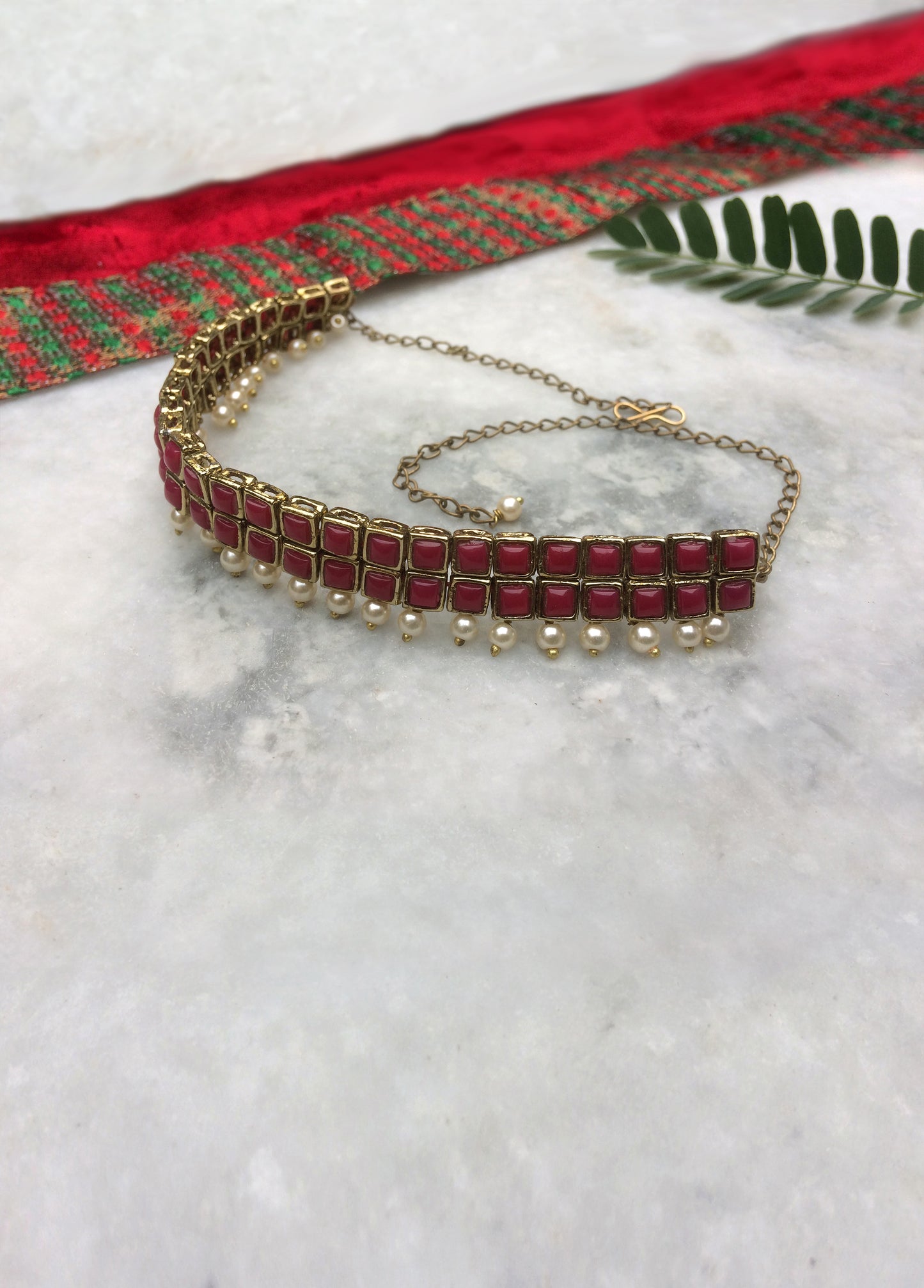 Red Resin Stone and Pearl Choker Necklace