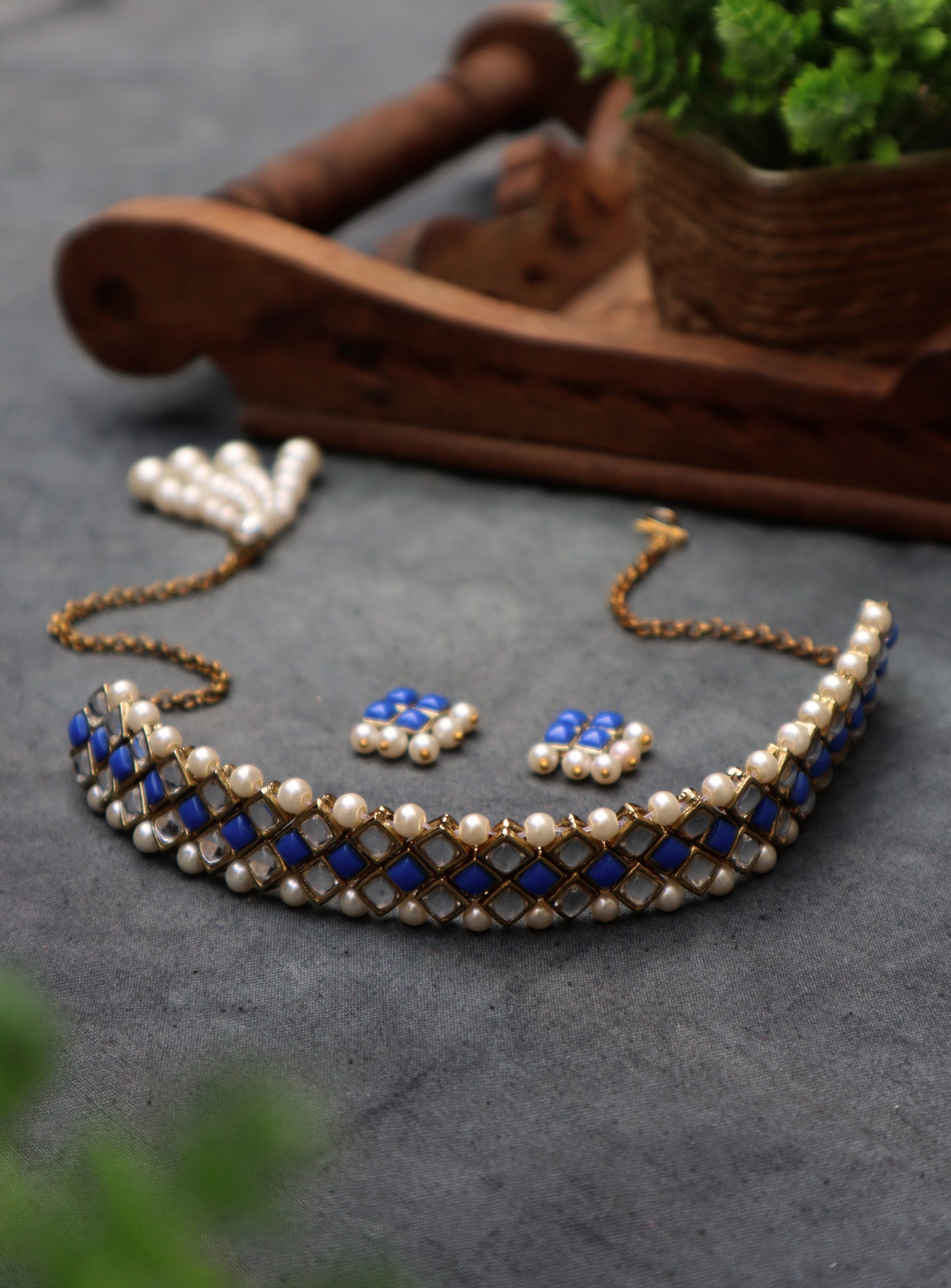 Kundan-Blue Stone Choker Necklace Set