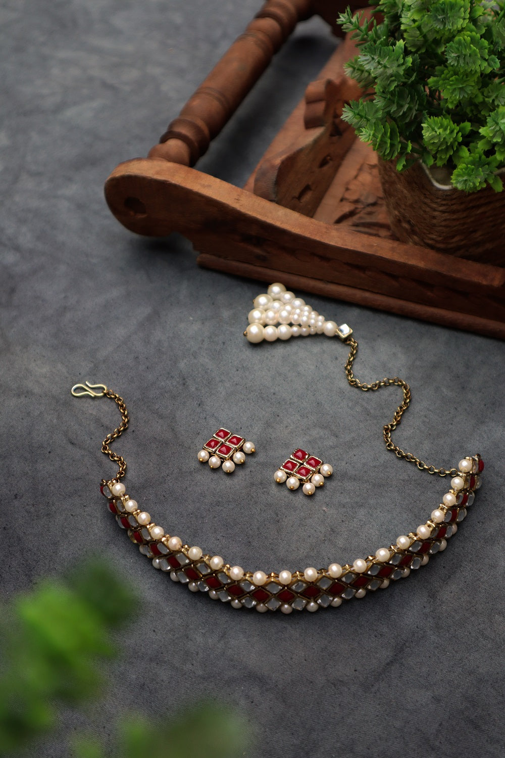 Kundan-Marsala Stone Choker Necklace Set