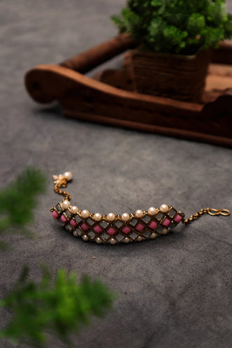 Kundan-Pink Stone Choker Necklace Set With Bracelet