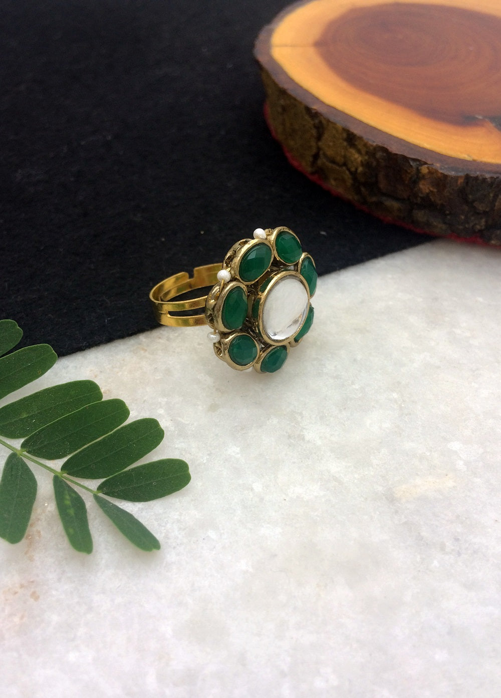 Round Kundan Green Ring